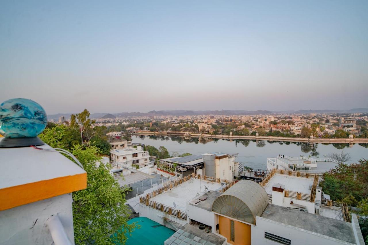 Hotel Ambavgarh Palace Udaipur Esterno foto