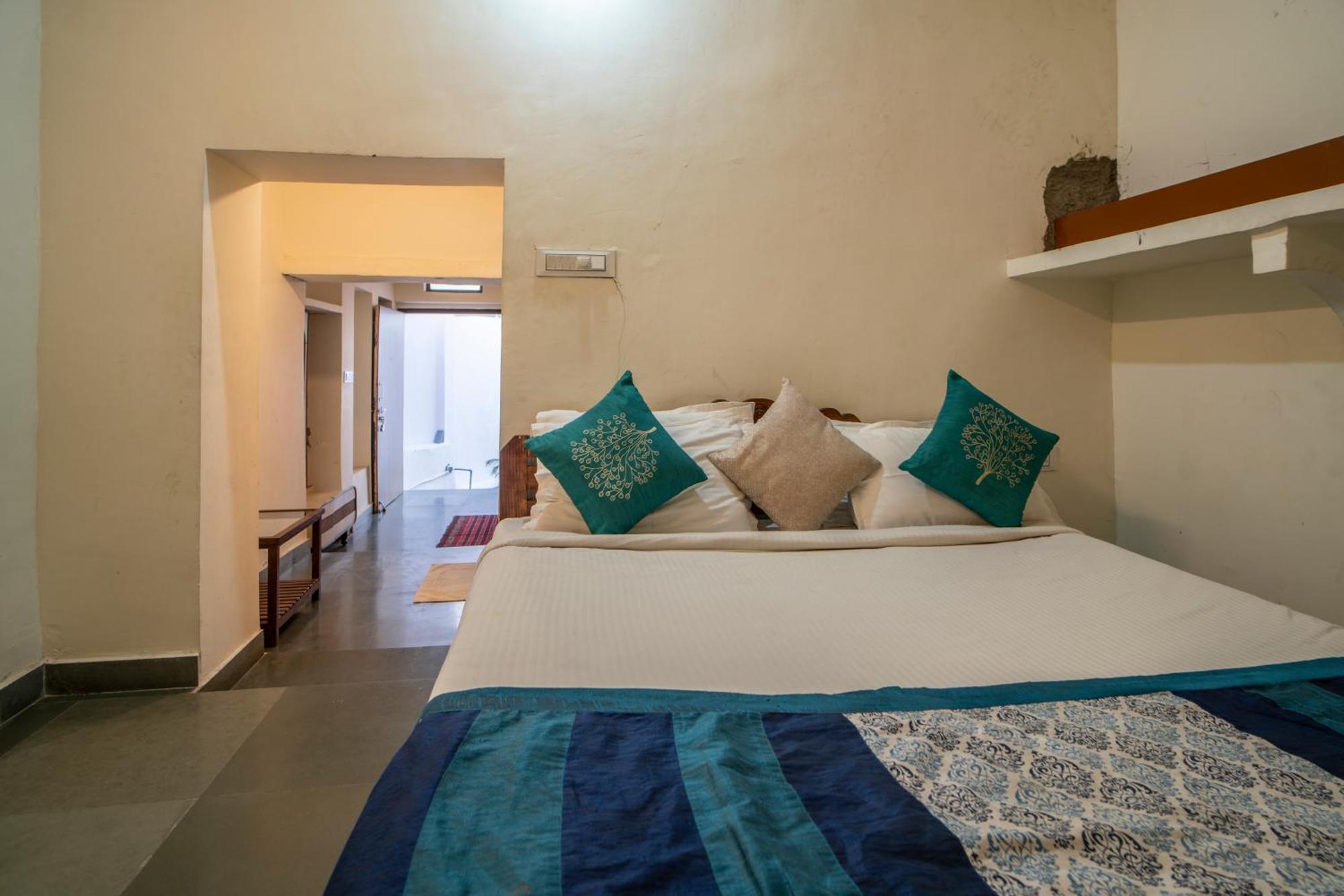 Hotel Ambavgarh Palace Udaipur Esterno foto