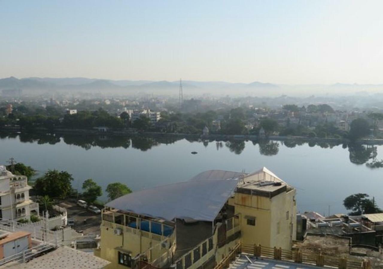 Hotel Ambavgarh Palace Udaipur Esterno foto